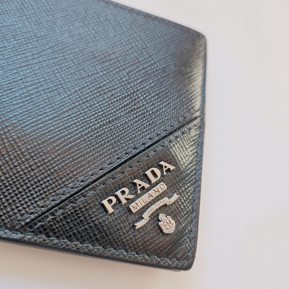 PRADA Black Bifold Credit Card Money Clip Wallet With Logo. - Picture 6 of 11